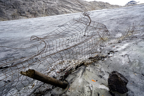 Schladminger und Hallstätter Gletscher 2025. Gletscherzustandsbericht, Gletscherbericht. ANISA, Verein für alpine Forschung. 
